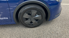 Toyota Prius 2.0 PHEV Design 5dr CVT Hatchback